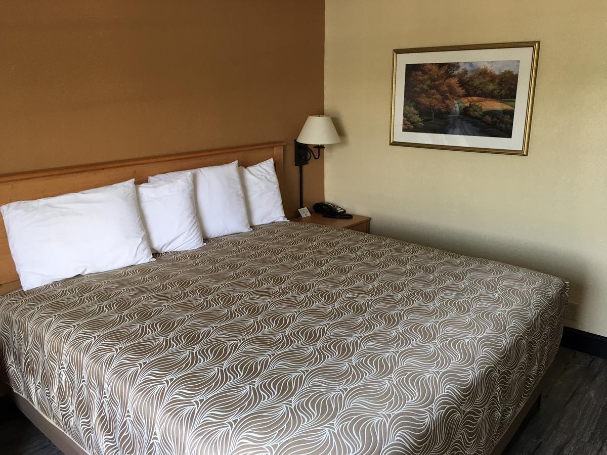 Hometown Inn-Soddy Daisy מראה חיצוני תמונה